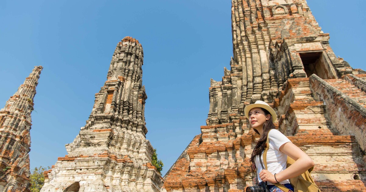 From Bangkok: Ayutthaya Historical Park Small-Group Day Trip